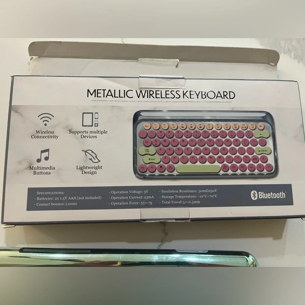 Metallic Wireless Keyboard New Comes - Picture 3 of 5